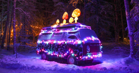 7 Christmas Light Displays In Alaska That Are Pure Holiday Magic