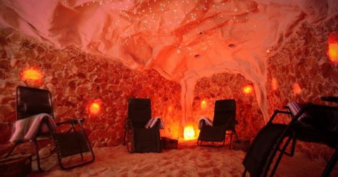 The Little-Known Salt Cave In Kentucky That Will Melt Your Worries Away