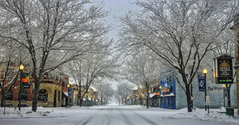 The Cozy Small Town In Nebraska That Comes Alive Under A Blanket Of Snow