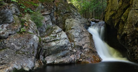 You'll Fall In Love With The Tiny Waterfall Hiding Along This Breathtaking New Hampshire Trail