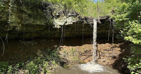 You’ll Fall In Love With The Tiny Waterfall Hiding Along This Rustic Iowa Trail