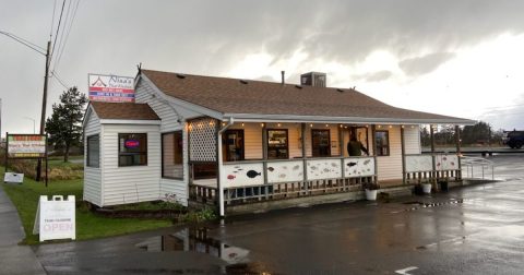 I Loved The Thai Home Cooking At This Local Favorite Eatery On The Oregon Coast