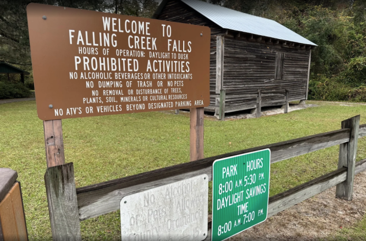 Take Falling Creek Falls Trail To An Incredible Florida Waterfall