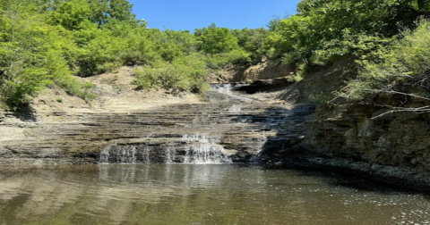 You’ll Fall In Love With The Tiny Waterfall Hiding Along This Breathtaking Oklahoma Trail