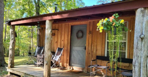 This Virginia Airbnb Is A Secluded Retreat That Will Take You A Million Miles Away From It All