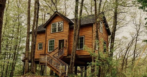 There's A Treehouse Village In Maine Where You Can Spend The Night