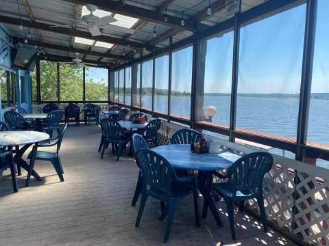 Enjoy A Sense Of Peace At This Incredible Waterfront Restaurant In Illinois
