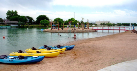 With Boating And A Beach, This Family-Friendly Park In New Mexico Is The Best Summer Day Trip