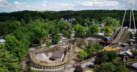 The First New Wooden Coaster In New York In 25 Years Just Opened, And It's The Perfect Summer Adventure