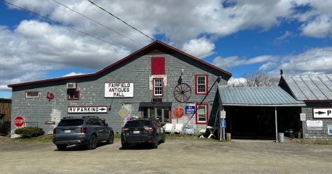 The Enormous Fairfield Antique Mall In Maine Will Bump Your Thrifting Game To 11
