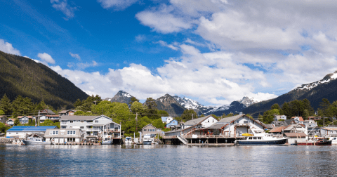 The Incredible Island Town In Alaska That Is Only Accessible By Boat Or Plane