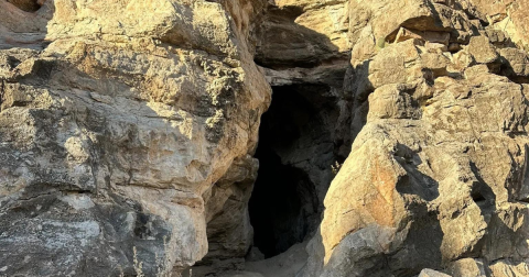 The 2.5-Mile Trail In New Mexico That Leads To An Extraordinary Cave